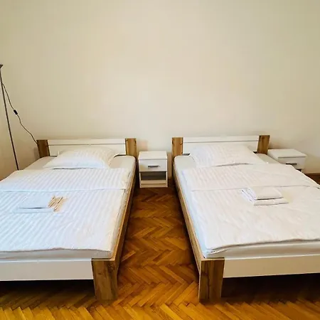 Cosy Flat In The Heart Of *