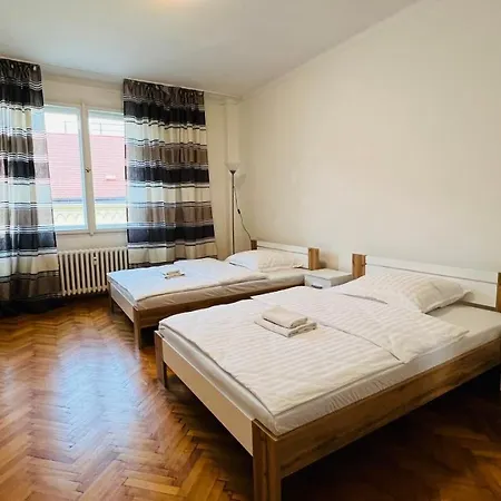 Cosy Flat In The Heart Of * Praha